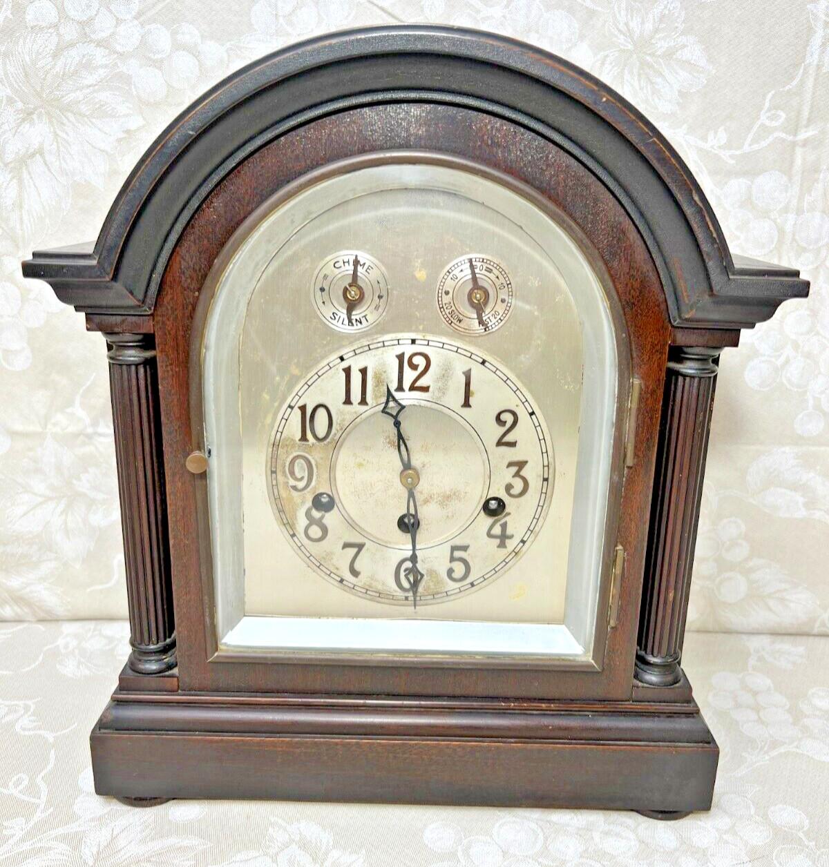 Ant Junghans Bracket Clock Westminster Chimes Elegant & Large Wood Case Runs