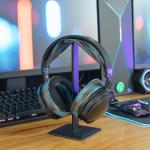 WC Mod Kit Maxwell V2 – Cooling Gel Earpads + Extra Wide Silicone Headband Compatible with Audeze Maxwell Xbox & PS5 by Wicked Cushions | Freeze Cooling & Enhanced Comfort | The Simulation