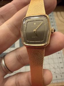 RARE VINTAGE JUNGHANS STARLINE Quartz WATCH Hexagon W Germany New bat gold mesh