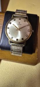 Vintage Junghans 17 Jewels Men’s Mechanical Watch Gorgeous Champagne Dial !
