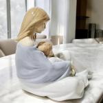 Lladro Nao Porcelain Figurine: The Greatest Bond - 7