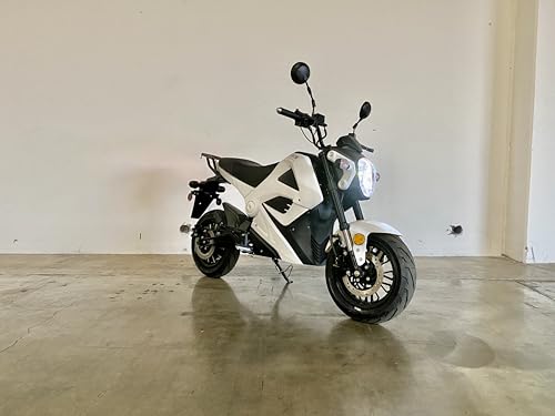 BELMONTE BIKES Venom E-Vader 2000W 72V Electric VIP Street Legal Motorcycle