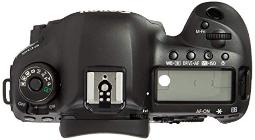 Canon EOS 5D Mark IV VIP Bundle