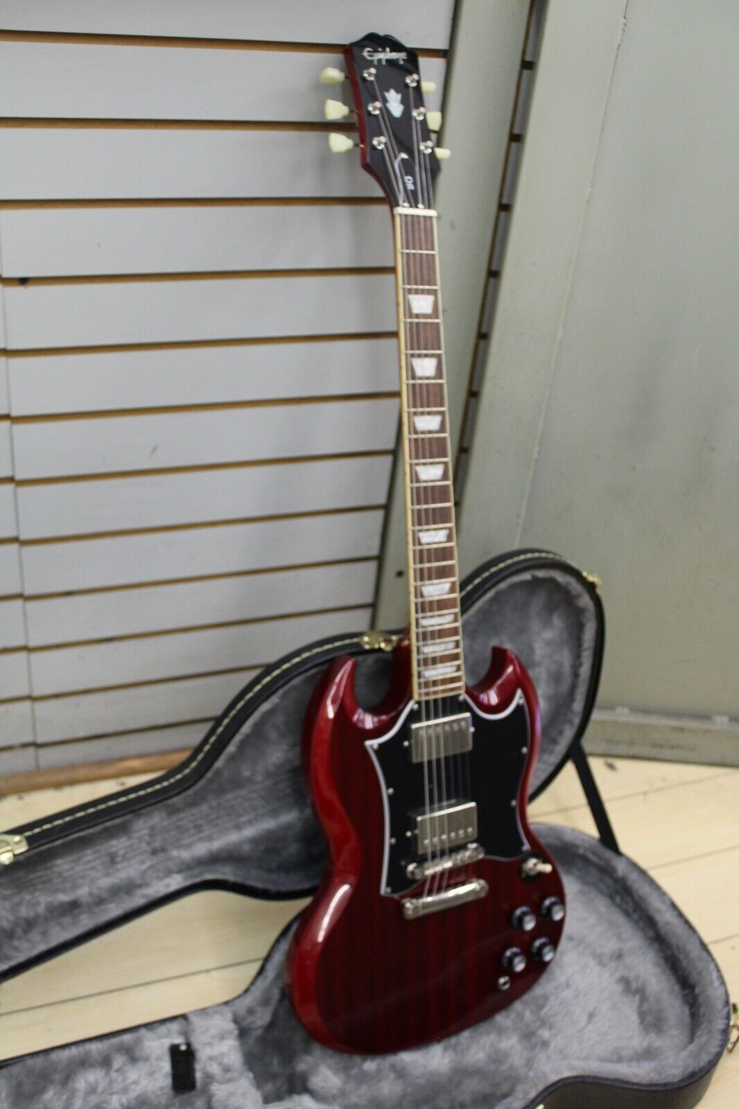 Epiphone SG Standard 60s Cherry Electric Guitar With Case