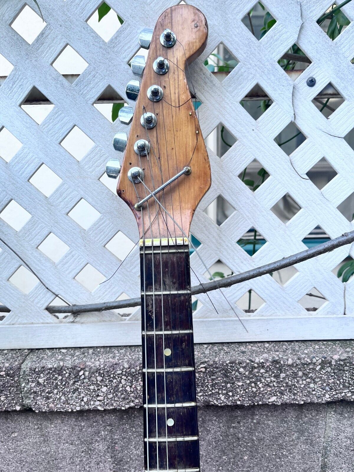 1960's Teisco Tulip E-110 Electric Guitar Vintage Look