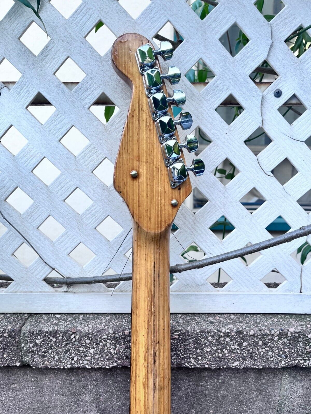 1960's Teisco Tulip E-110 Electric Guitar Vintage Look