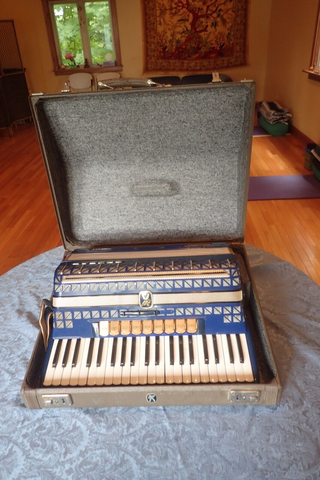 Rare Blue Hohner Atlantic III in Great Condition