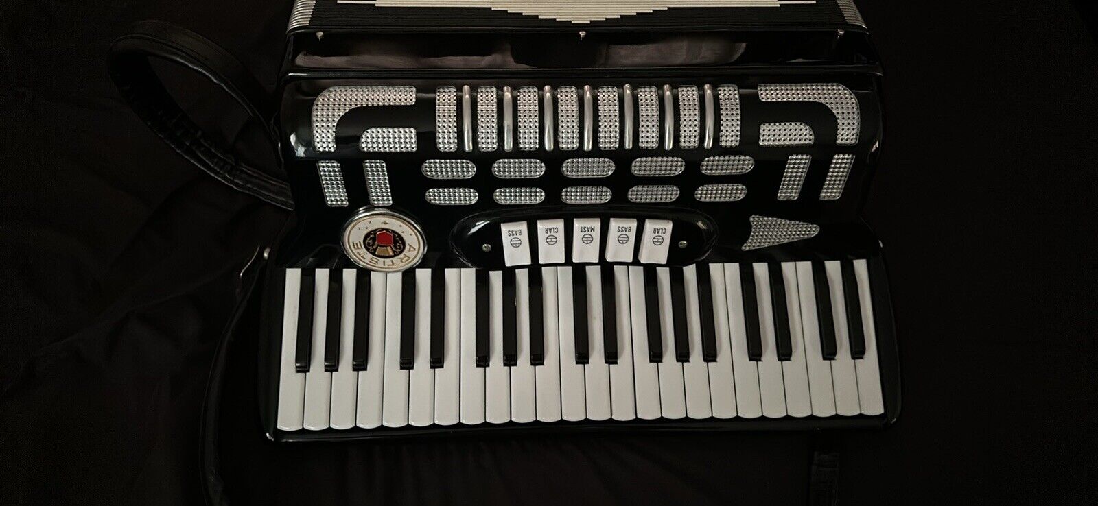 Vintage Artiste accordion 120 Bass 41 Key VIP