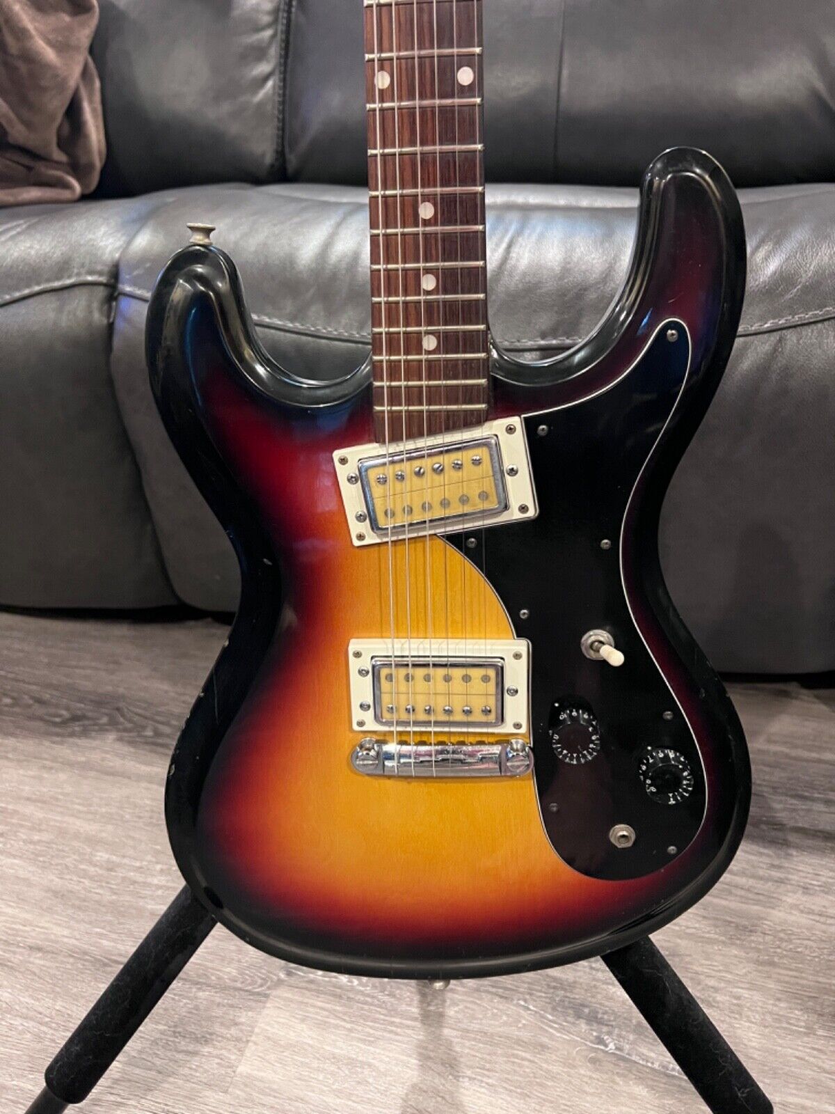 Vintage Univox Hi Flyer Phase Four Guitar