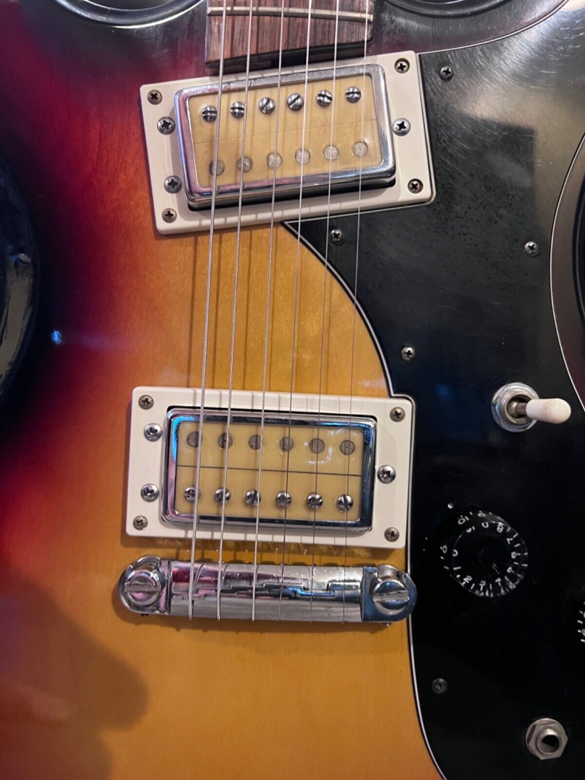 Vintage Univox Hi Flyer Phase Four Guitar