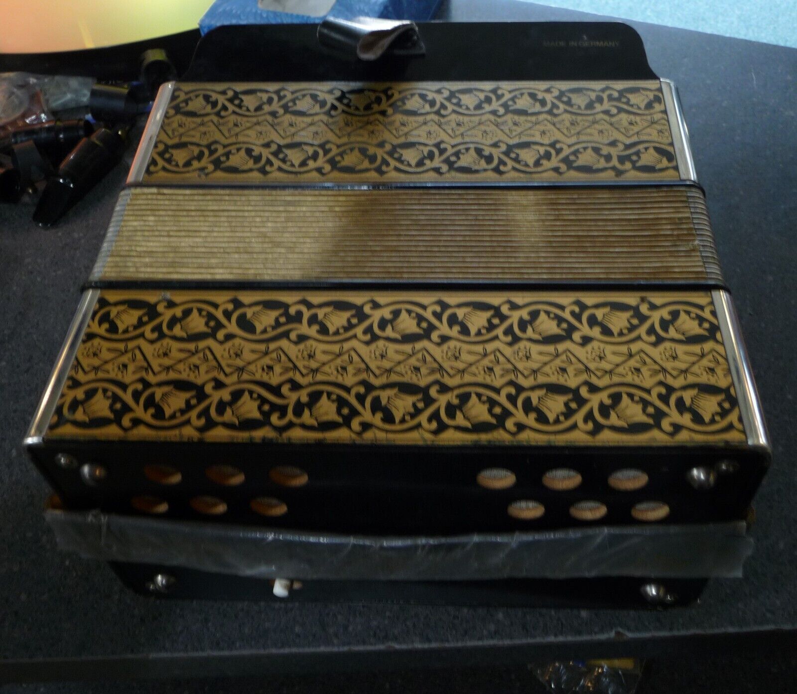 HOHNER Button Accordion 2 Row - G-C Key