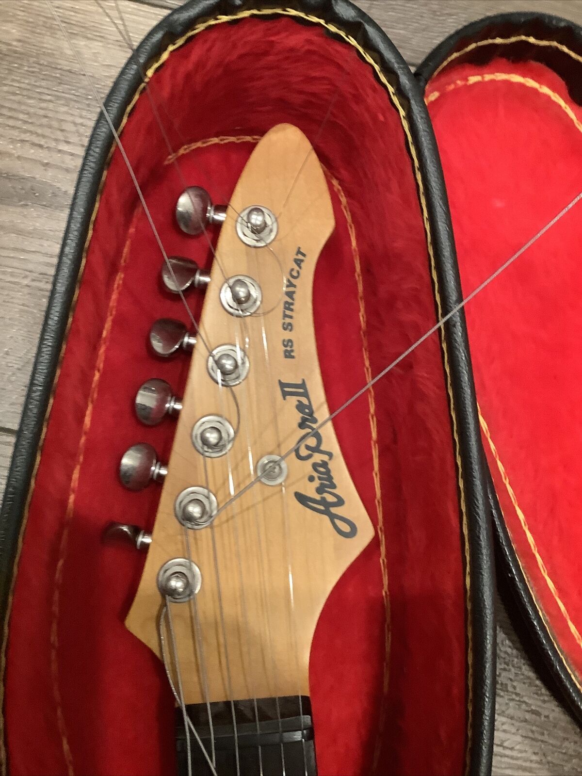 Vintage Aria Pro II RS STRAYCAT Electric Guitar