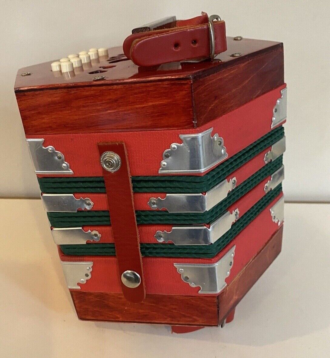 HOHNER Vintage Concertina Squeezebox 20 Button Italy Made