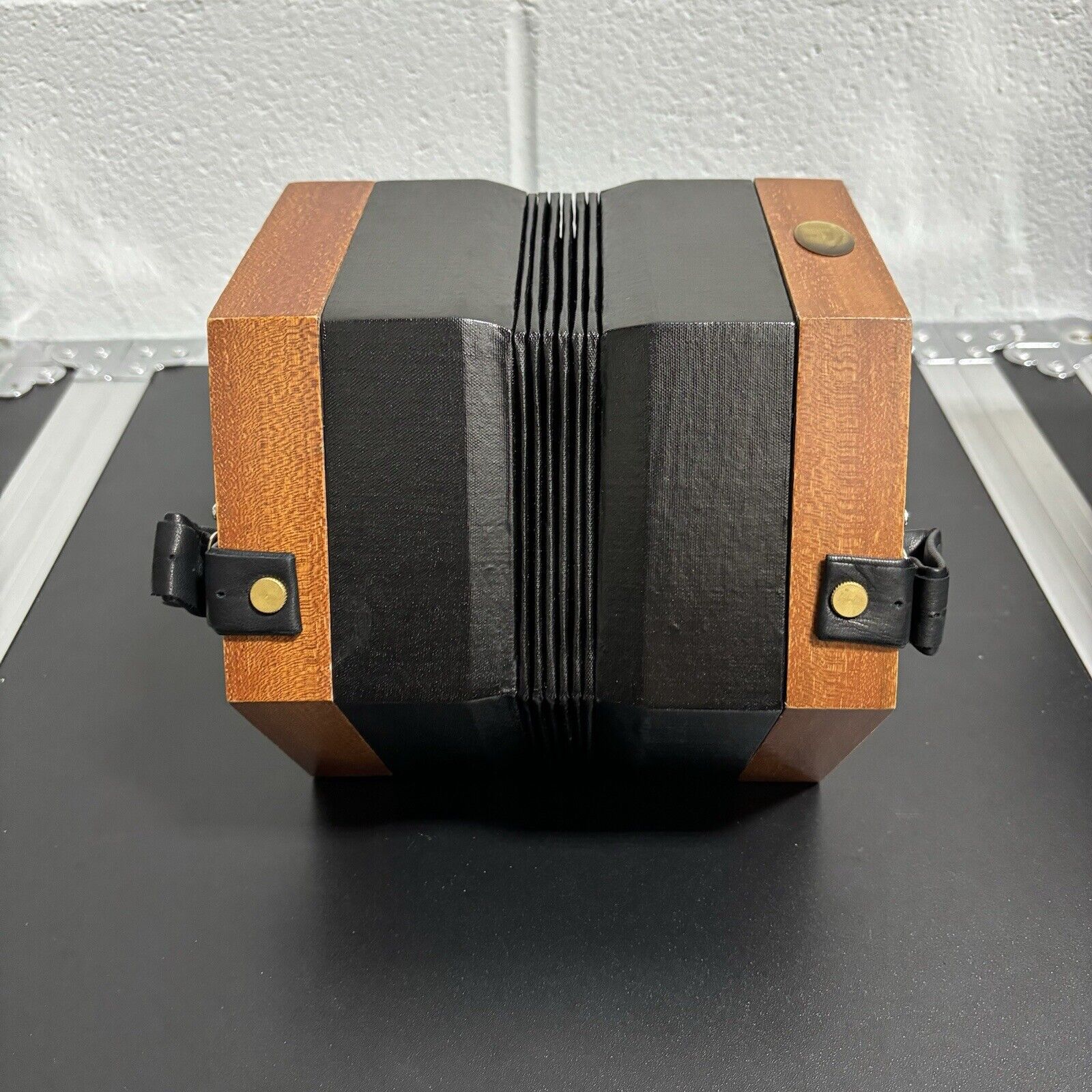 Trinity College AP-2248A English-Style Concertina – 48-button VIP