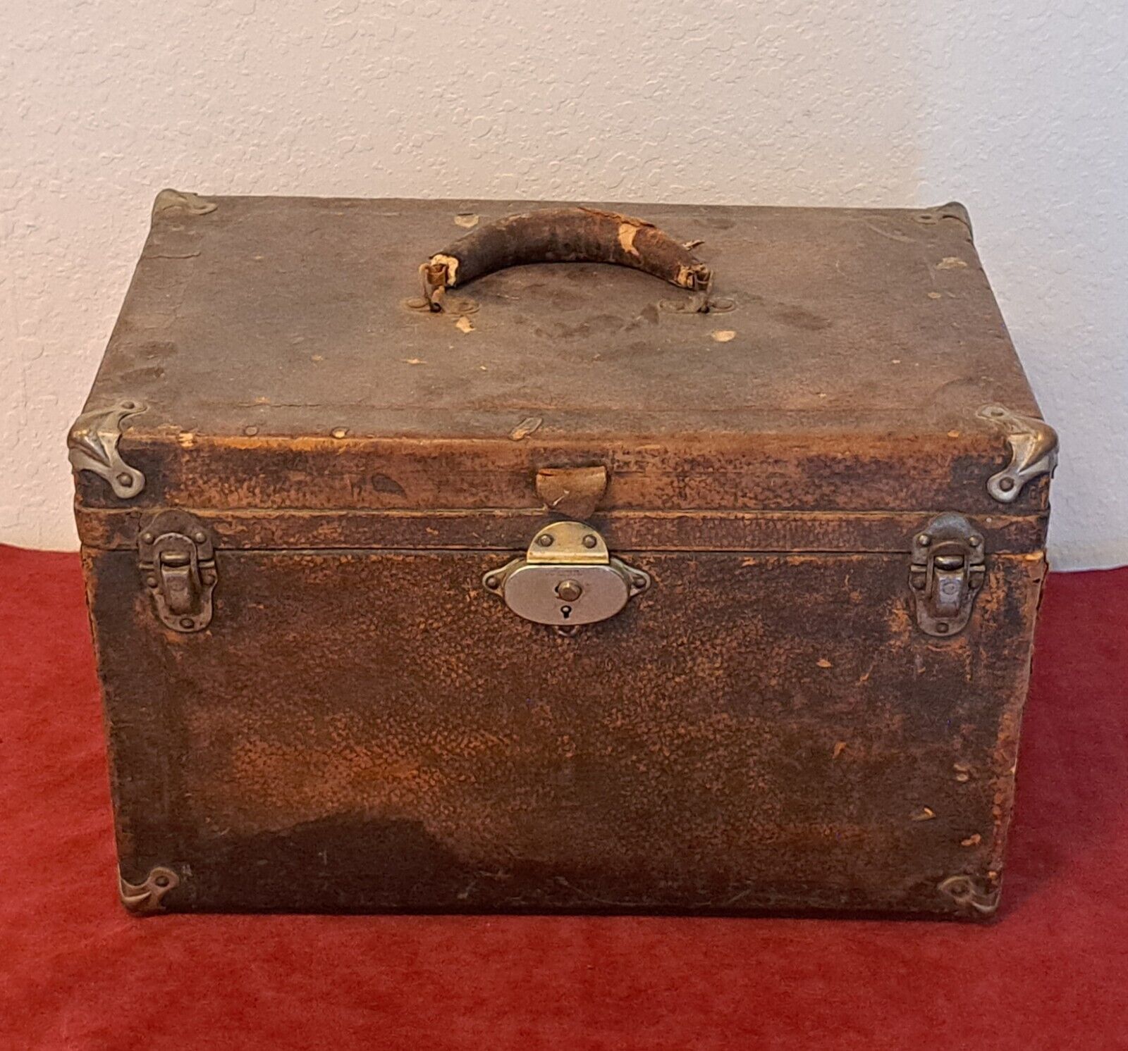 Vintage Georgi & Vitak Chicago Concertina Case Early 1800s