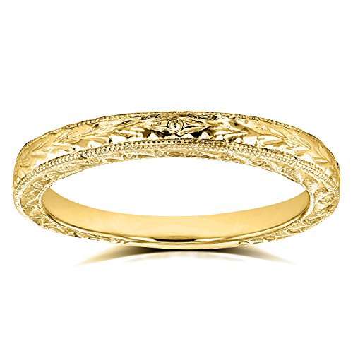 Antique Style Engravings Wedding Band in 14k Gold