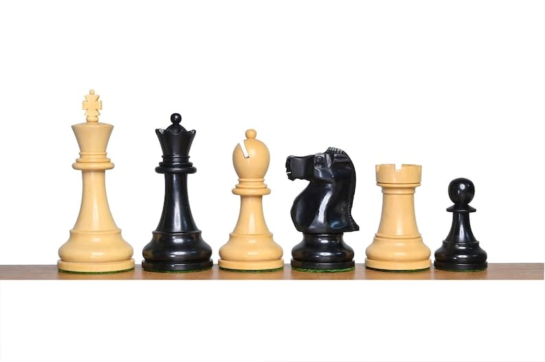 1972 Fischer Spassky Staunton Chess Set with Luxury Board