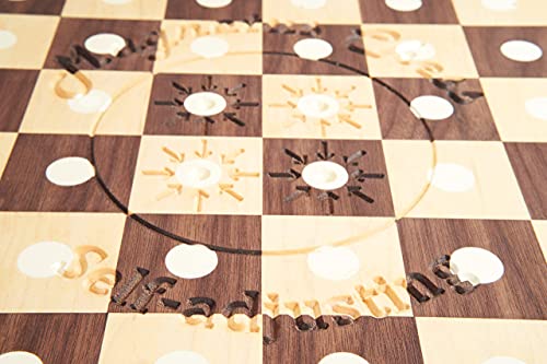 Self-Adjusting Tournament Chess Set with Magnetic Heavy Pieces