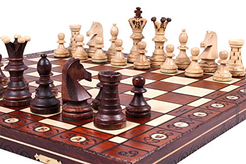 Elegant Wooden Chess Set with Board and Storage
