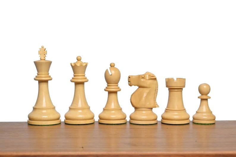 1972 Fischer Spassky Staunton Chess Set with Luxury Board