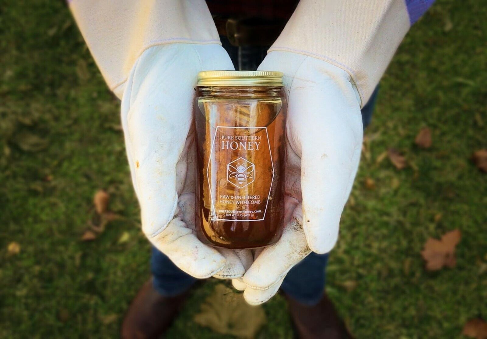 1lb Raw & Unfiltered Honey with Comb - 2023 Crop