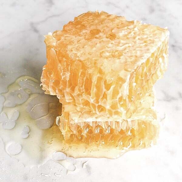 Pure Southern Honey 2023 Raw Honeycomb 2"x4