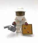 LEGO Beekeeper Minifigure from Series 21