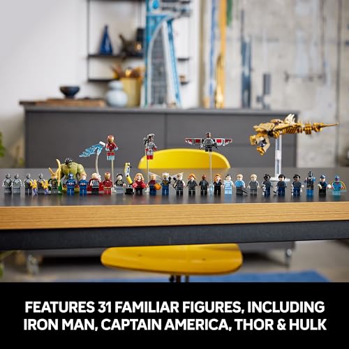 Marvel Avengers Tower Building Kit with 31 Figures