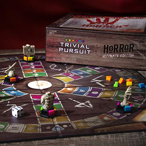 Horror Ultimate Edition Trivial Pursuit featuring 1800 Questions