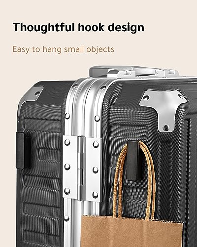 LUGGEX VIP Airplane Carry-On Spinner Suitcase (Black)