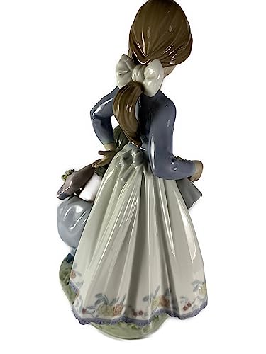 Lladro Collectible Figurine #05893: Friendship in Bloom VIP