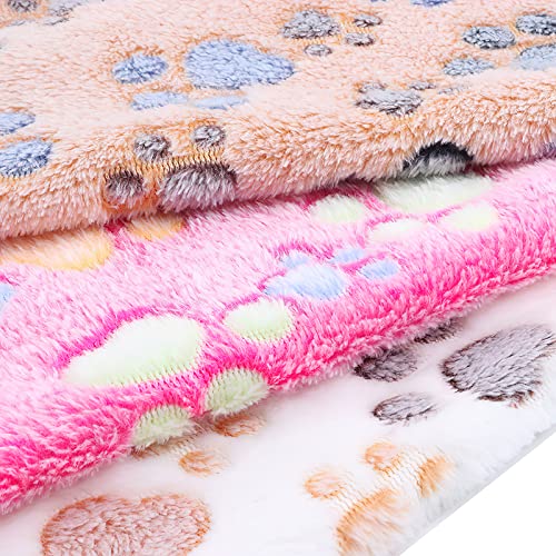 Fluffy Pet Blanket with Cute Paw Print Design