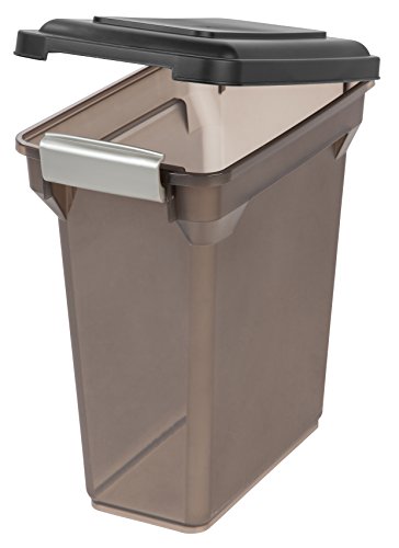 IRIS USA WeatherPro Airtight Pet Food Container - 5.7Kg