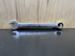 Vintage Gray 7/16" Combination Wrench Model 061B