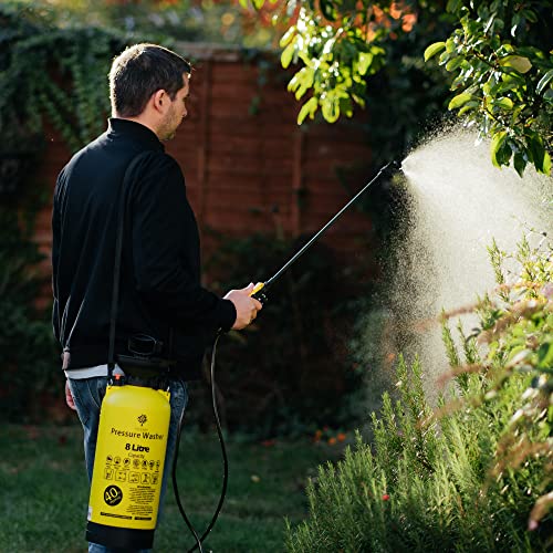 Portable 8L Pressure Sprayer with Brush and Lance