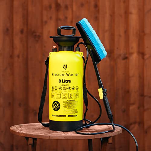 Portable 8L Pressure Sprayer with Brush and Lance