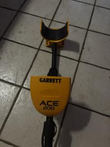 Garrett ACE 200 Pin Pointer Metal Detector