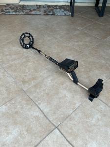 Fisher CZ 7A Pro Metal Detector with Headphones