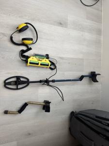 Minelab Excalibur II Waterproof Metal Detector Kit