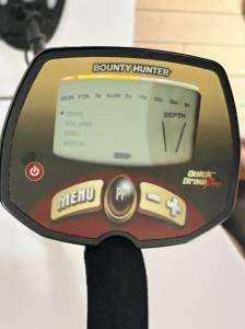 Bounty Hunter Quick Draw Pro Metal Detector 10