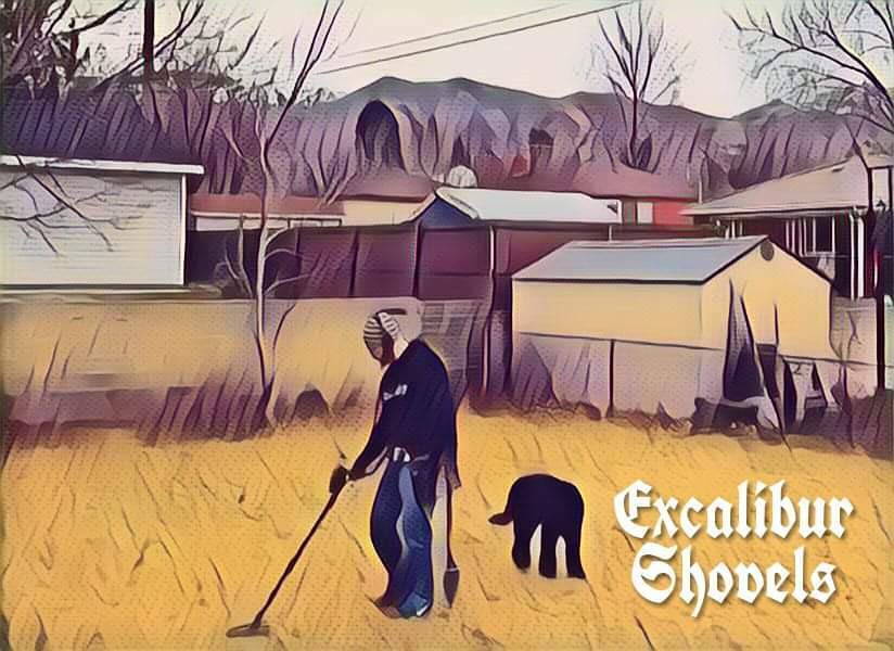 Excalibur Hand Digger with Serrated Edges Metal Detector