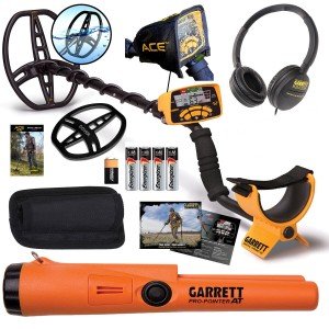 Garrett ACE 400 Metal Detector with Waterproof Pinpointer