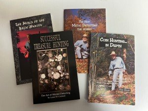 Essential Guide to Metal Detecting (4 Books)