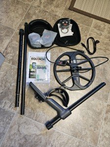 Minelab Equinox 800 Multi-Purpose Waterproof Metal Detector
