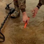 Garrett AT Waterproof Pinpointer with Holster & Digger Bag