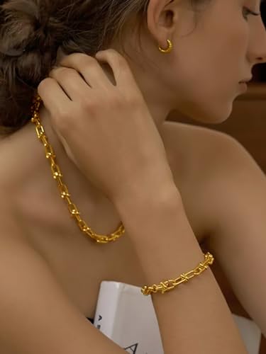 Gold Paperclip Chain Bracelet with U Shaped Link