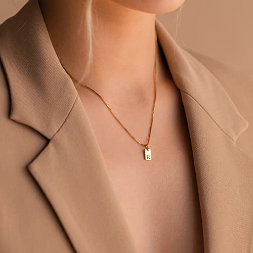 Dainty Personalized Gold Initial Necklaces for Women