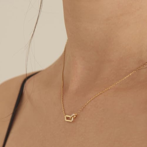 Gold Interlock Paperclip Pendant Necklace for Women