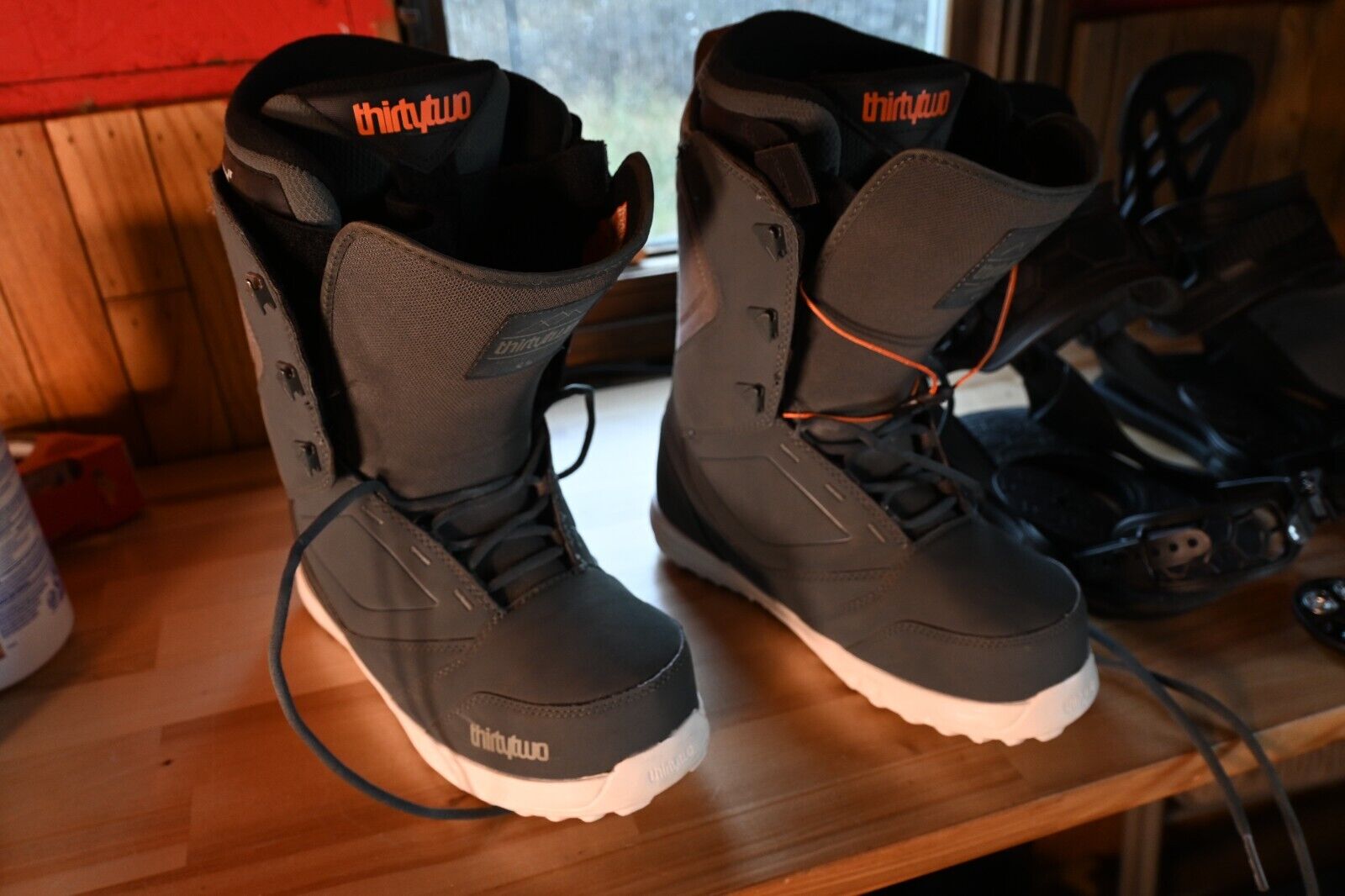 thirtytwo Zephyr Men's Snowboard Boots, Grey, Size 9