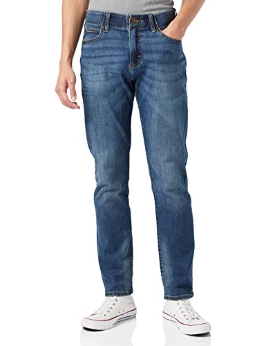 Lee Men's Extreme Motion Straight Jeans, Blue Maddox, 34W / 32L